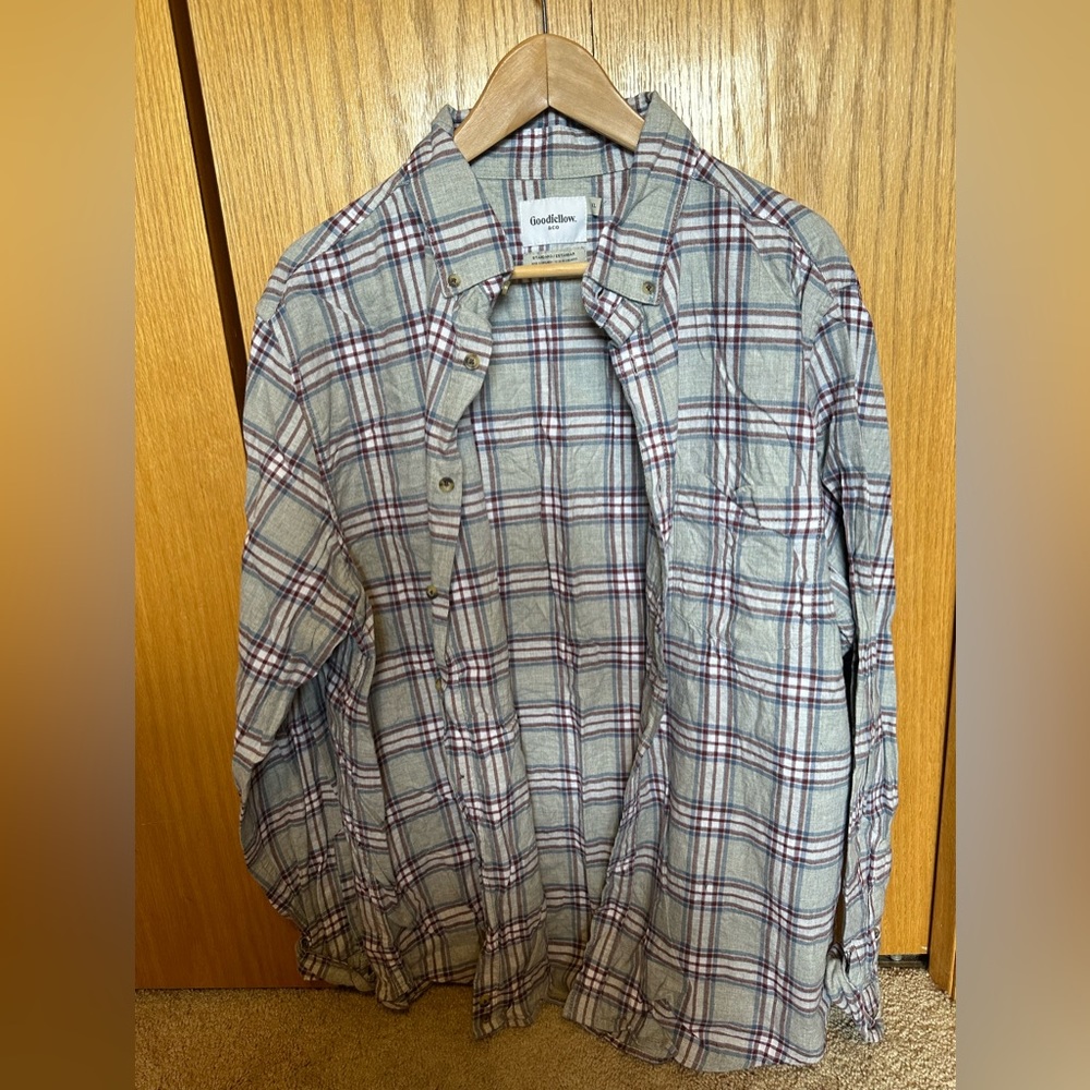 Goodfellow - grey and red Flannel